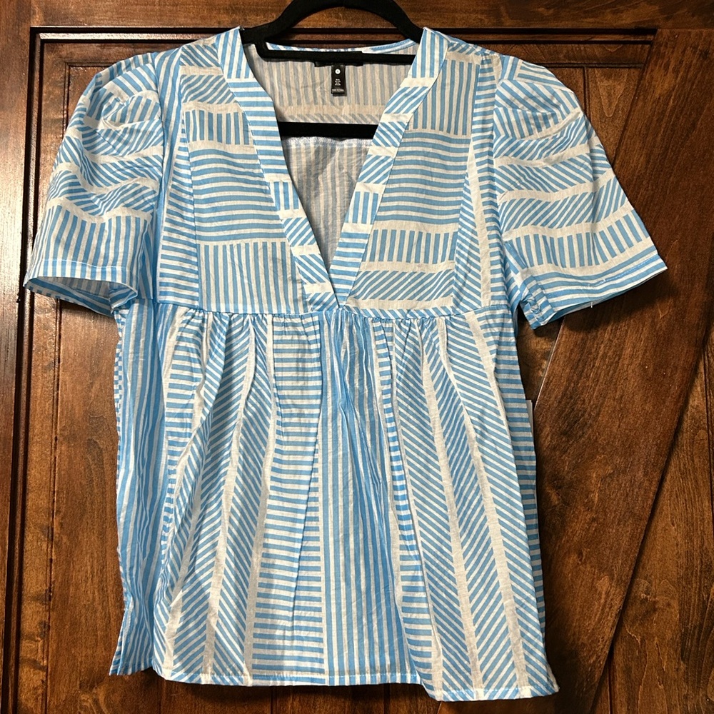 Aqua Sky Blue Patterned V Neck Blouse - Picture 4 of 5